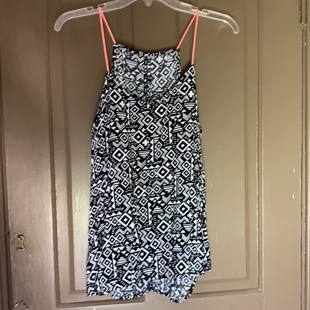 Aztec Design Tank